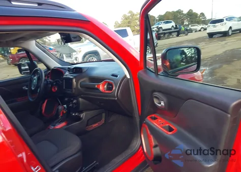 2020 Jeep Renegade Trailhawk 4X4 z USA, uszkodzony, nr VIN ZACNJBC11LPL71862